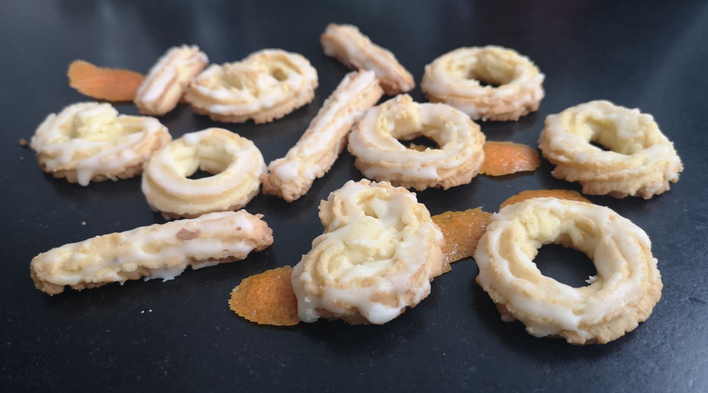 Orangen-Spritzgebäck nach dem Rezept von Oma Margit bei Kuchentratsch