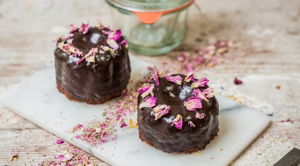 Vegane Miniguglhupfe Schoko von Kuchentratsch