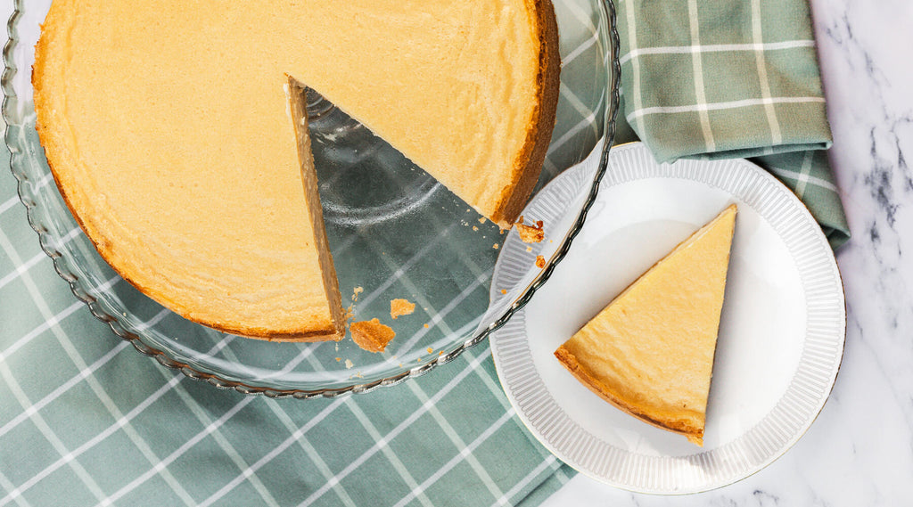 Veganer Käsekuchen nach einem Rezept von Oma Roswitha von Kuchentratsch