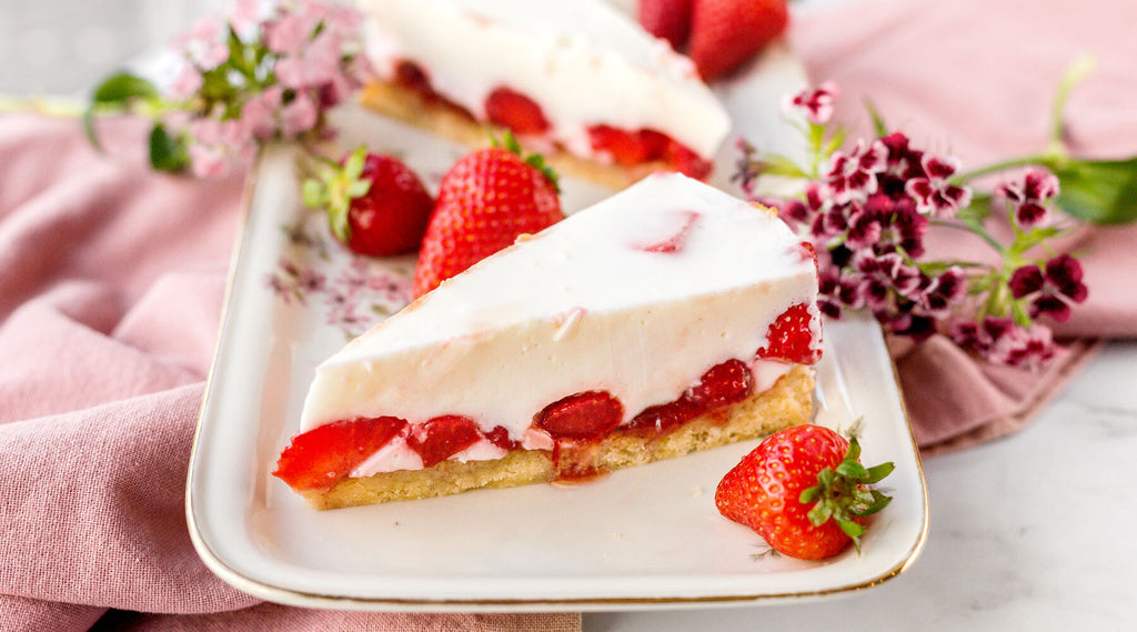 Joghurttorte mit Erbeeren nach einem Rezept von Oma Renate von Kuchentratsch